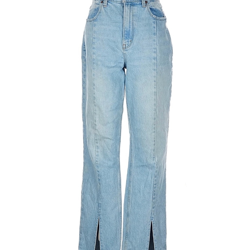 Abercrombie & Fitch Curvy Love Flair Jeans